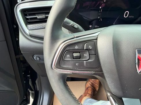 Used 2024 Buick Encore GX Preferred FWD image 24