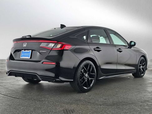 Used 2025 Honda Civic Sport image 3