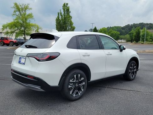New 2026 Honda HR-V EX-L image 4