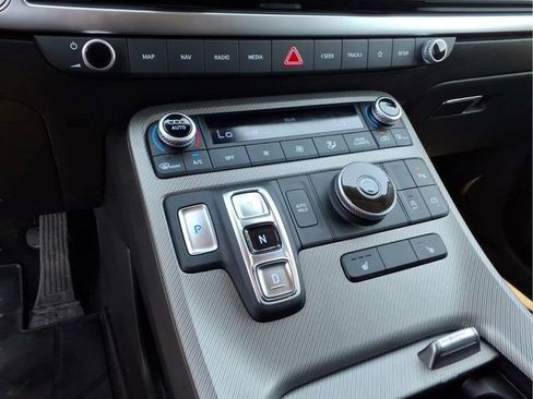 Used 2024 Hyundai Palisade SEL FWD image 24