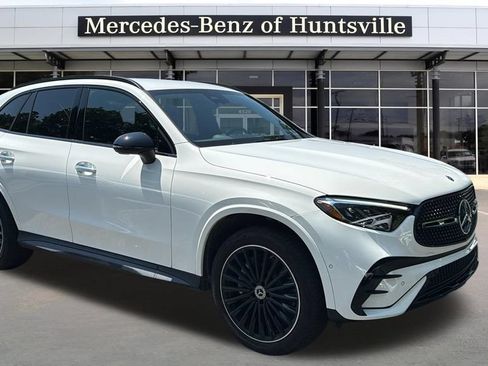 Certified 2025 Mercedes-Benz GLC 300 image 1