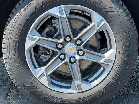 Used 2023 Chevrolet Blazer LT w/ LPO, Floor Liner Package AWD/4WD image 7