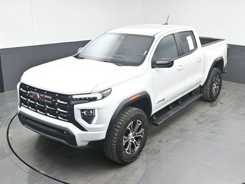 Used 2024 GMC Canyon AT4 w/ AT4 Premium Package AWD/4WD image 34