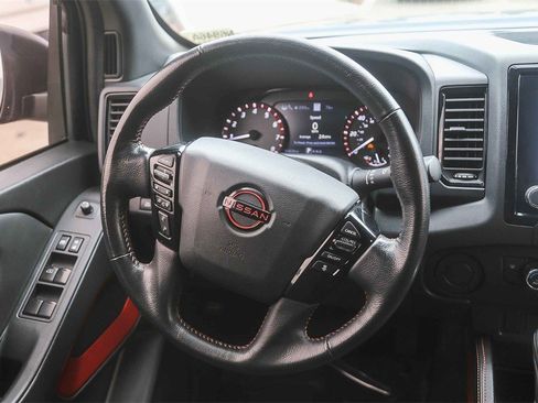 Used 2022 Nissan Frontier Pro-X w/ Technology Package image 15