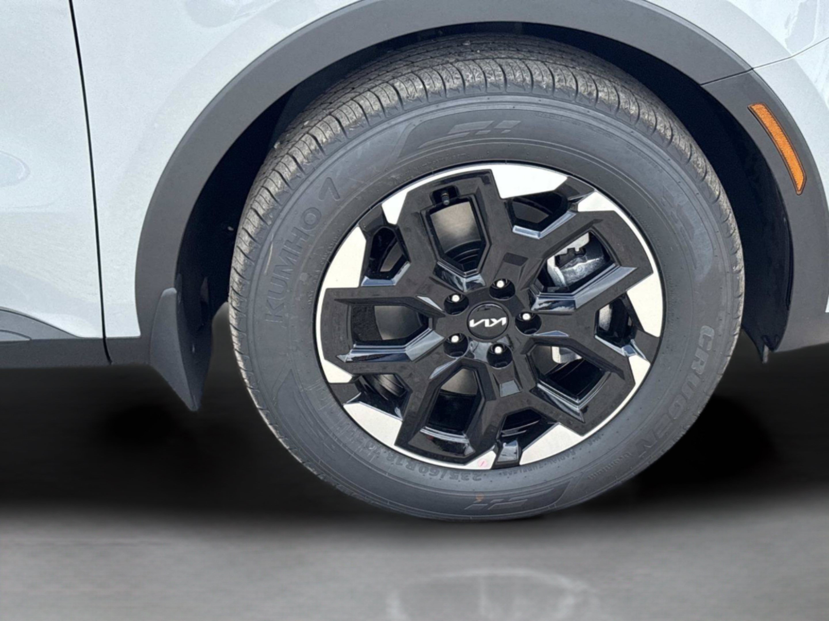 New 2026 Kia Sorento S FWD image 30