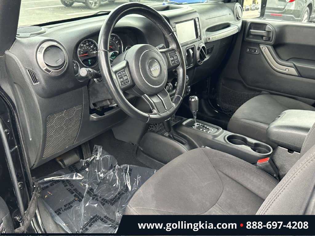 Used 2015 Jeep Wrangler Sport AWD/4WD image 12