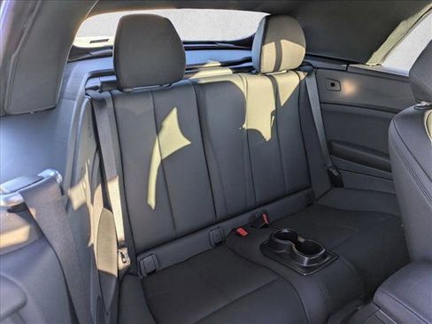 Used 2018 BMW 230i Convertible image 18