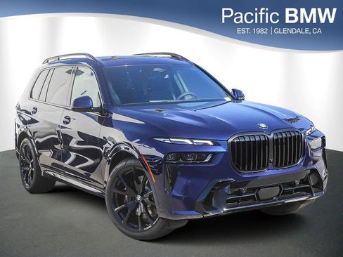 Used 2026 BMW X7 xDrive40i w/ M Sport Package AWD/4WD image 1