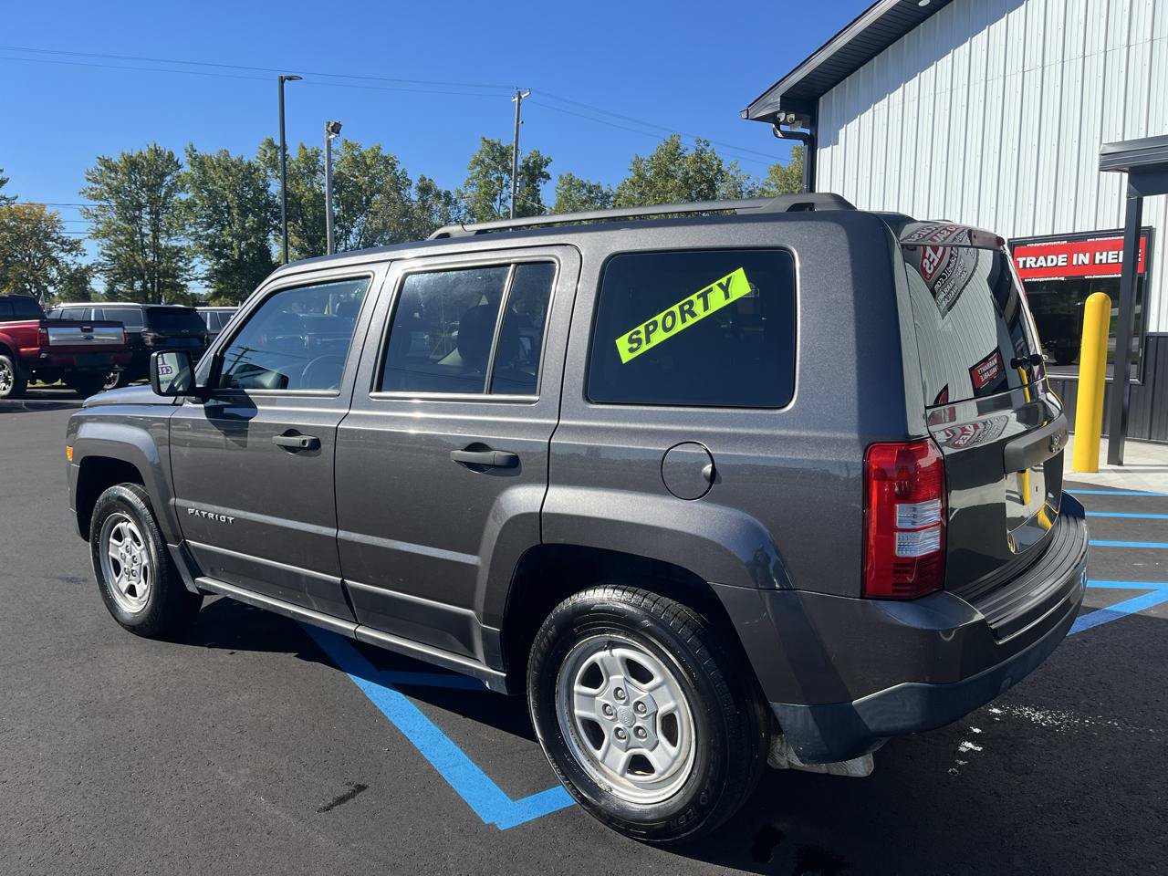 Used 2016 Jeep Patriot Sport FWD image 7