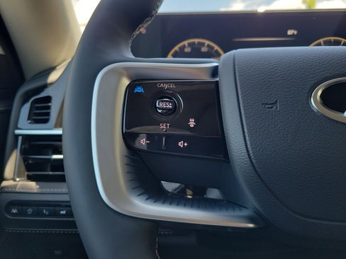 New 2026 INFINITI QX80 Luxe RWD image 27