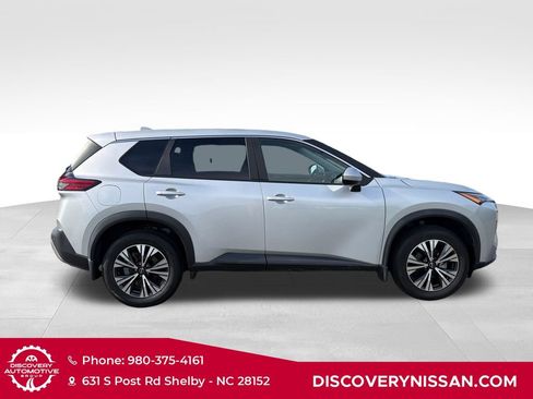 Certified 2023 Nissan Rogue SV FWD image 5