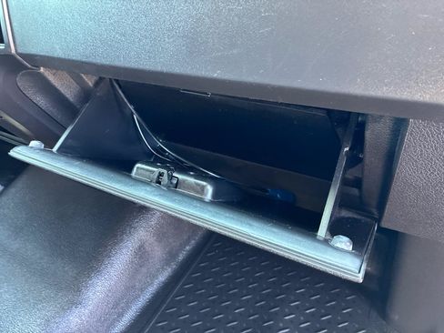 Used 2013 Ford F150 XL w/ Mid Equipment Group RWD image 58