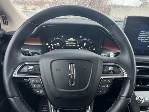 Used 2023 Lincoln Nautilus Reserve w/ Equipment Group 201A image 22