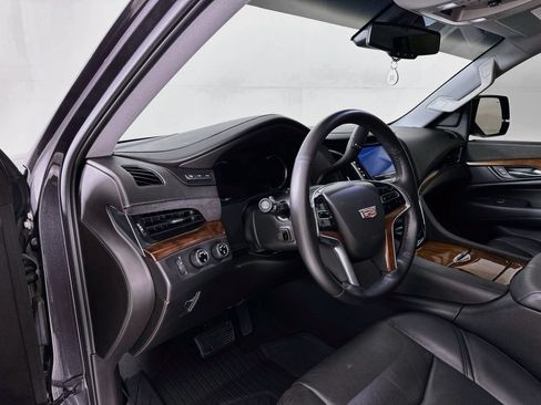 Used 2016 Cadillac Escalade Premium AWD/4WD image 10