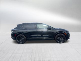 New 2025 Chevrolet Equinox EV RS w/ Convenience Package II video 2