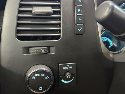 Used 2011 Chevrolet Silverado 1500 4x4 Crew Cab Hybrid image 28