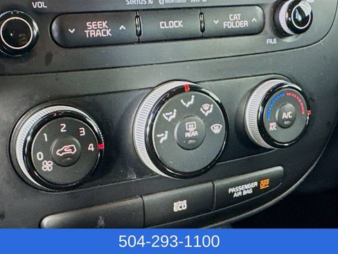 Used 2016 Kia Soul + image 15