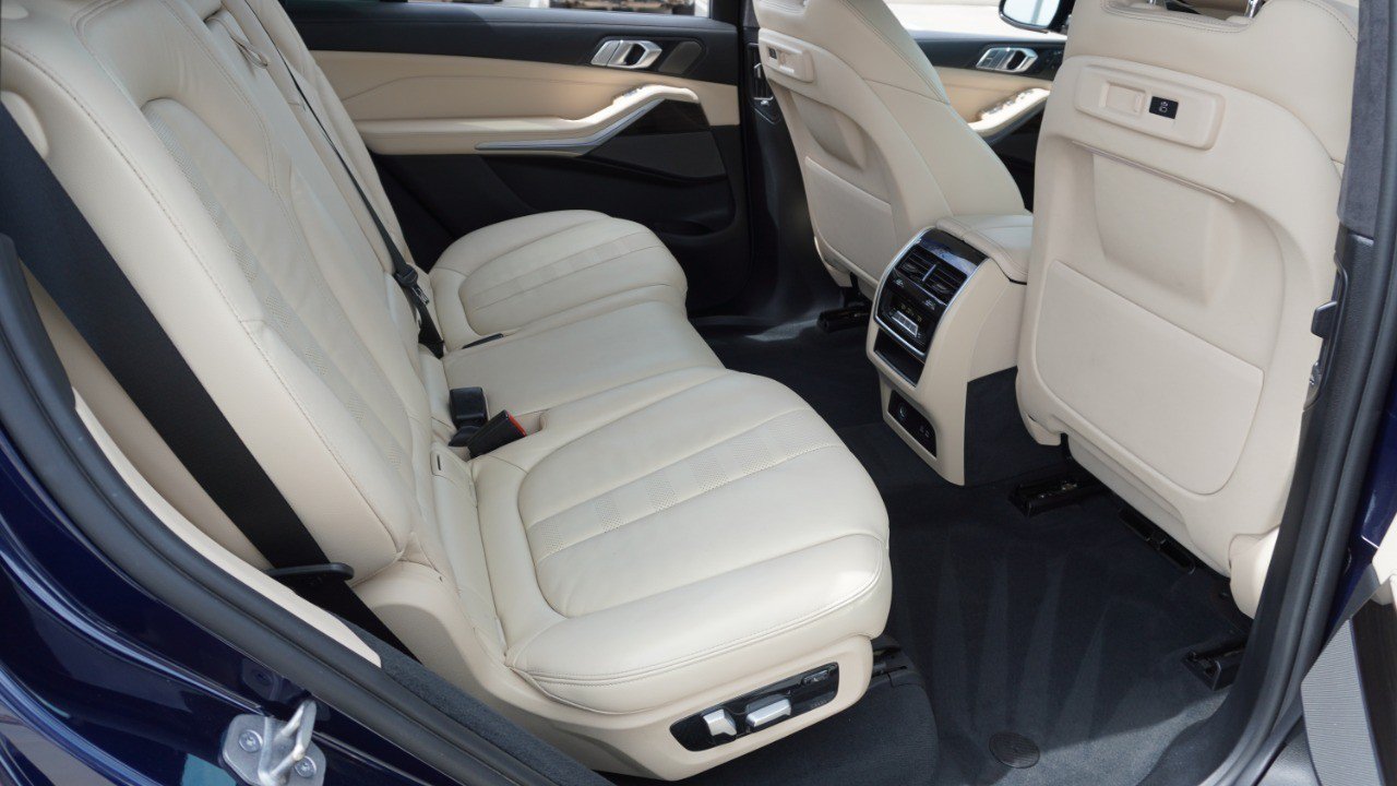 Used 2021 BMW X7 xDrive40i w/ Executive Package AWD/4WD image 33