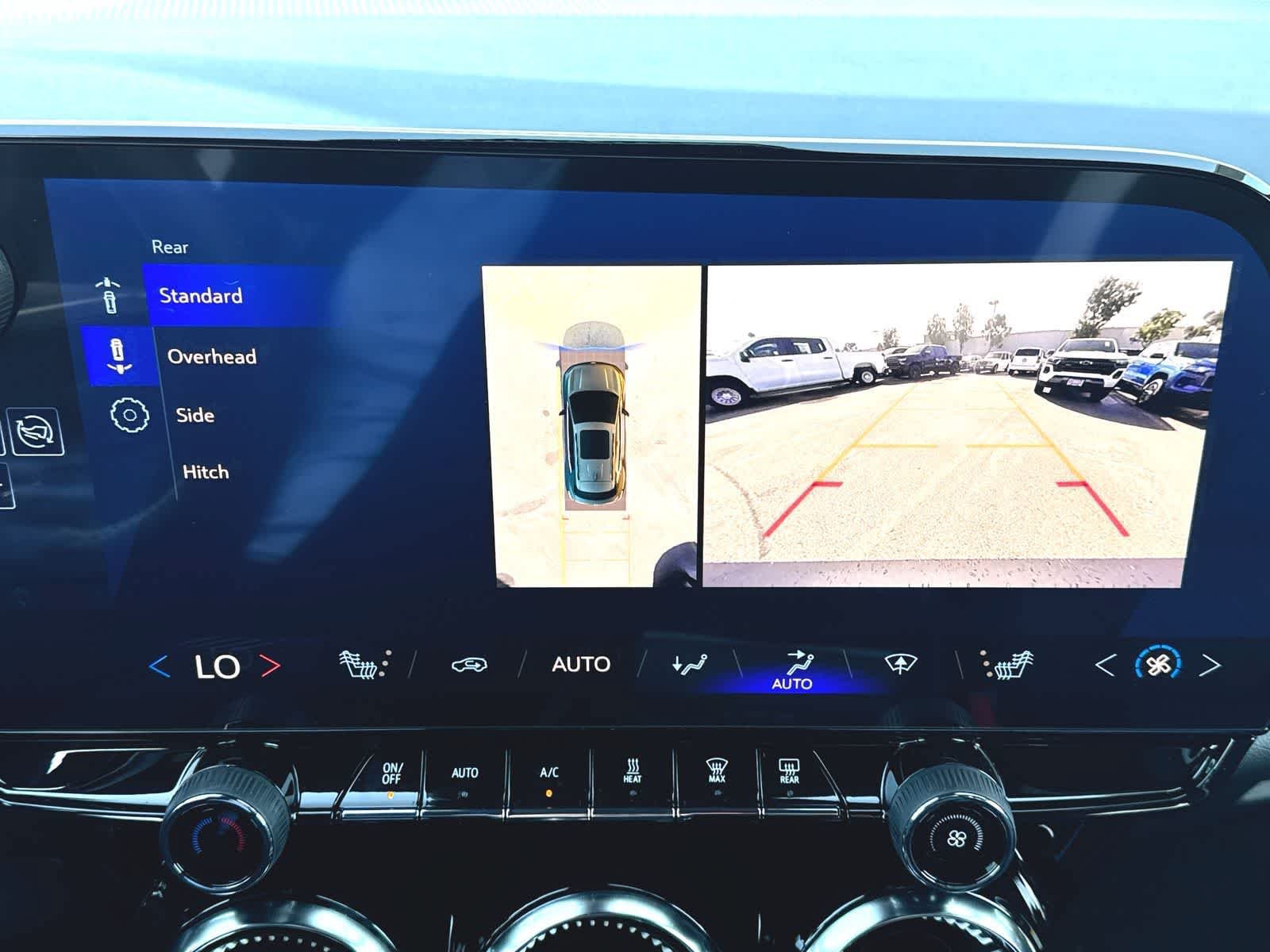 Used 2025 Chevrolet Blazer EV LT AWD/4WD image 15