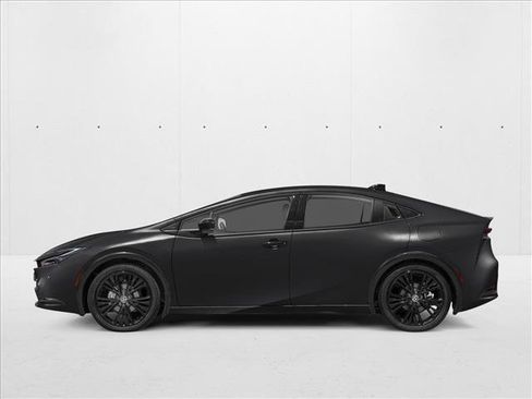 New 2026 Toyota Prius FWD image 3