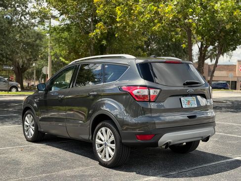 Used 2017 Ford Escape Titanium AWD/4WD image 7