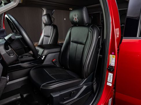 Used 2021 Ford F250 Lariat w/ Lariat Ultimate Package image 30