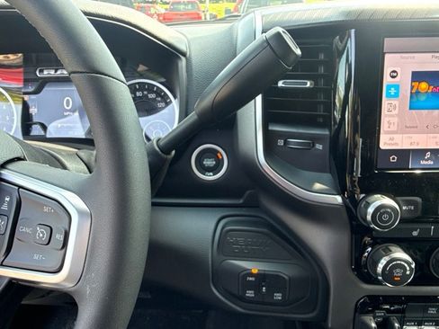 New 2026 RAM 2500 Big Horn AWD/4WD image 14