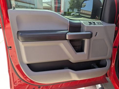 Used 2018 Ford F150 XLT image 13