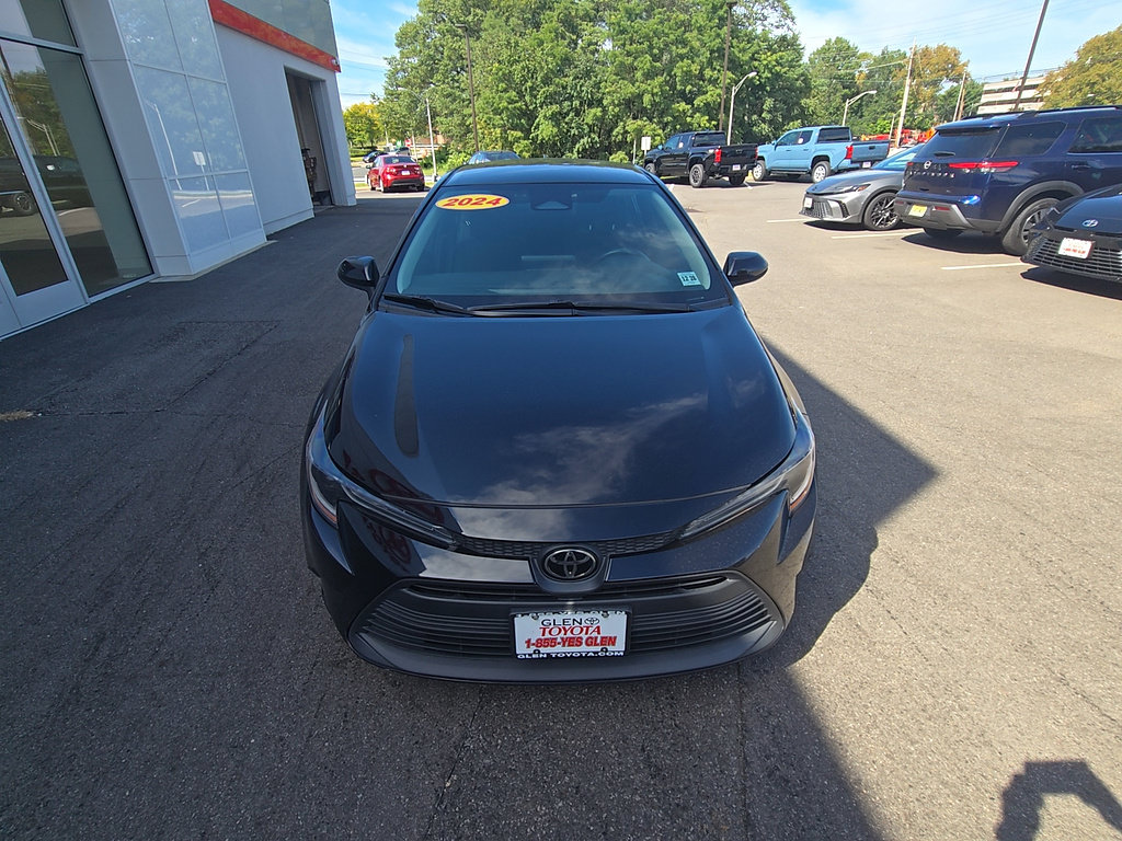 Certified 2024 Toyota Corolla LE FWD image 18