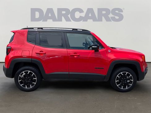 Used 2023 Jeep Renegade Trailhawk AWD/4WD image 8