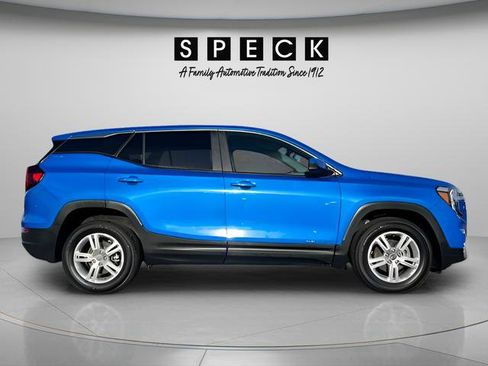 Used 2024 GMC Terrain SLE AWD/4WD image 6