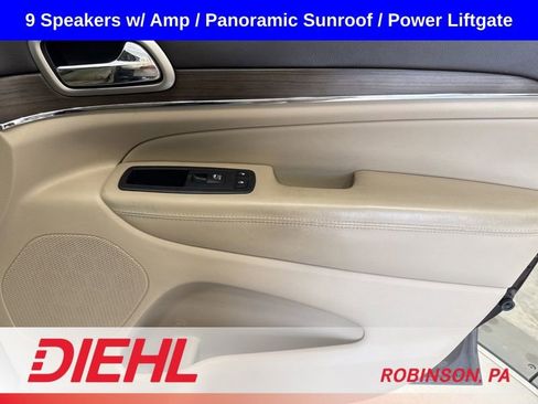 Used 2017 Jeep Grand Cherokee Overland AWD/4WD image 16