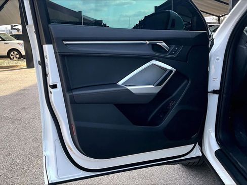 Used 2022 Audi Q3 2.0T Premium Plus image 20