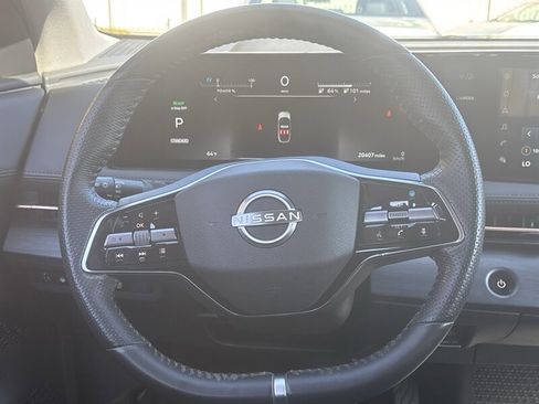 Used 2023 Nissan Ariya AWD image 27