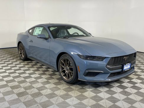 New 2025 Ford Mustang Premium image 7