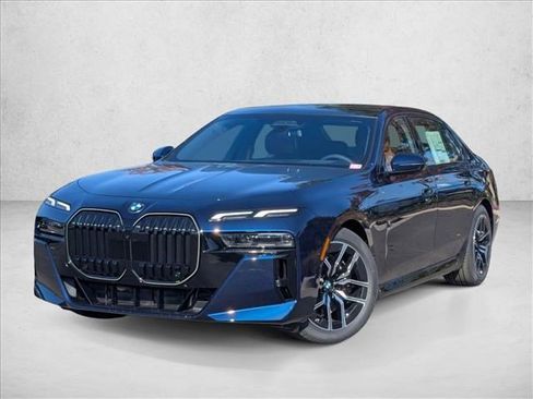 New 2026 BMW 740i image 1