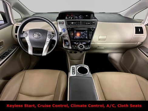 Used 2016 Toyota Prius V Four FWD image 7