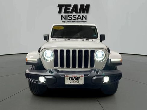 Used 2020 Jeep Wrangler Unlimited Sahara image 2