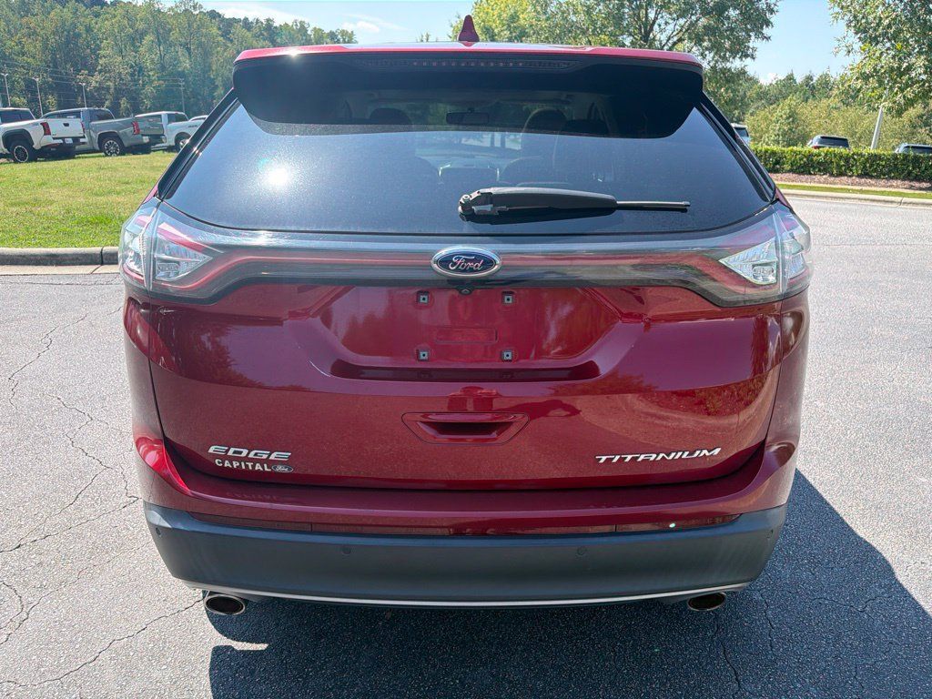 Used 2018 Ford Edge Titanium w/ Equipment Group 301A FWD image 6