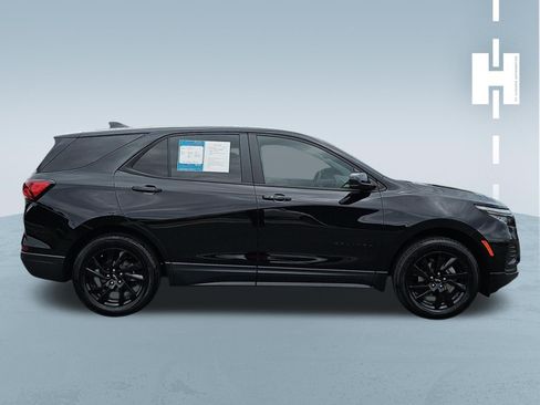Used 2024 Chevrolet Equinox LS w/ LS Convenience Package FWD image 3