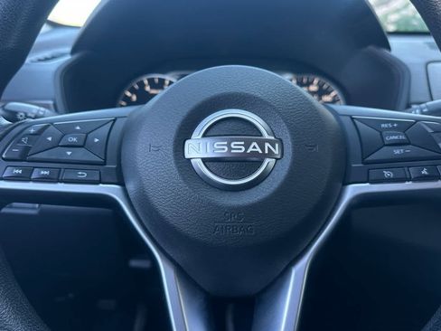 Used 2023 Nissan Altima 2.5 SV FWD image 21