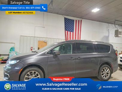 Used 2021 Chrysler Pacifica Touring-L