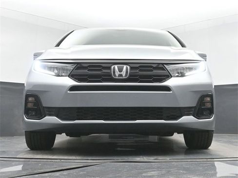 Used 2025 Honda Odyssey Elite image 46