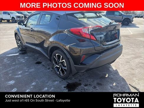 Used 2020 Toyota C-HR XLE image 2