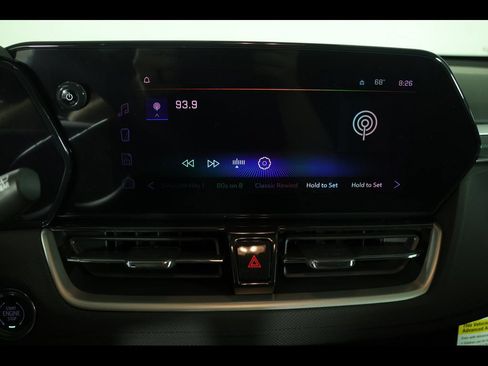 New 2026 Chevrolet TrailBlazer LT w/ Midnight Edition FWD image 16