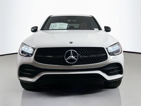 Used 2022 Mercedes-Benz GLC 300 4MATIC Coupe image 2
