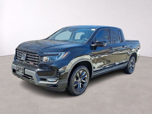 Used 2023 Honda Ridgeline Sport image 3