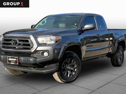 Used 2022 Toyota Tacoma SR5 AWD/4WD image 1
