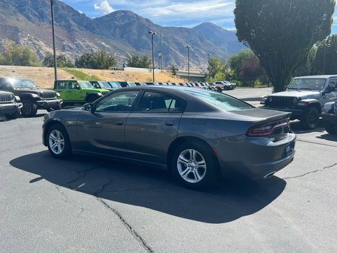 Used 2021 Dodge Charger SXT w/ Leather Interior Group image 12