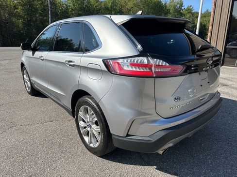 Used 2022 Ford Edge Titanium image 4